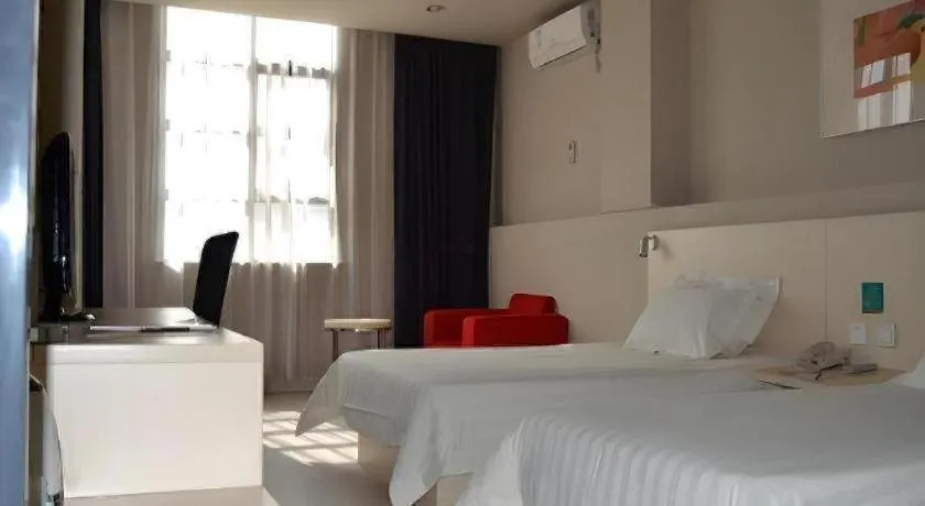 Bed in Jinjiang Inn Xuzhou Pizhou Sanchahe Road