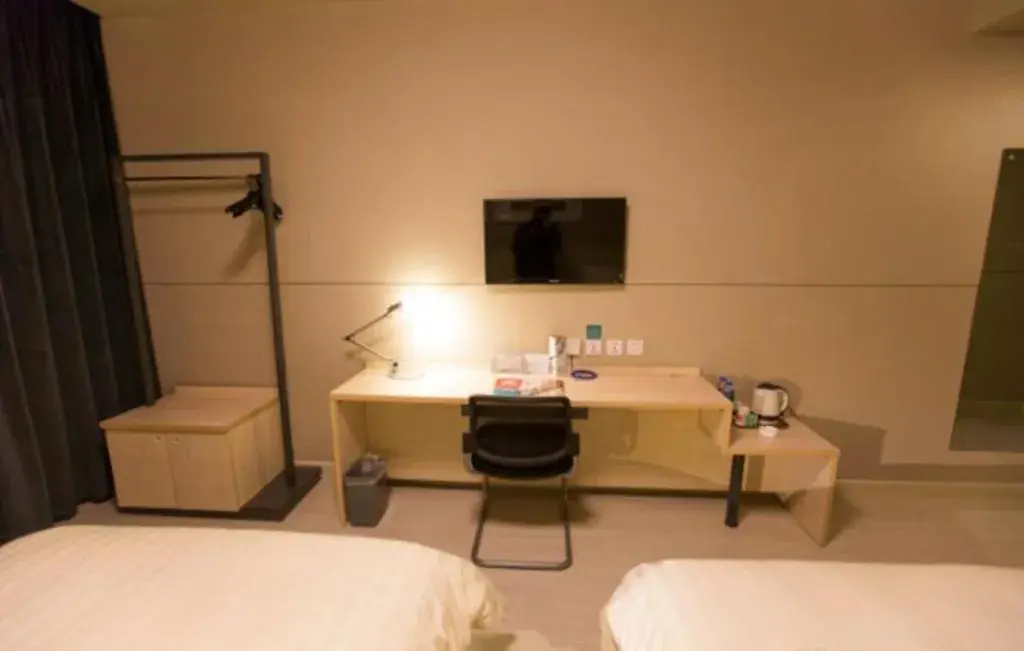 Bed in Jinjiang Inn Qianan Middle Yanshan Road Branch Bed in Jinjiang Inn Qianan Middle Yanshan Road Branch