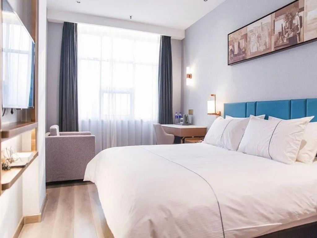 Bed in Jinjiang Inn Qianan Middle Yanshan Road Branch