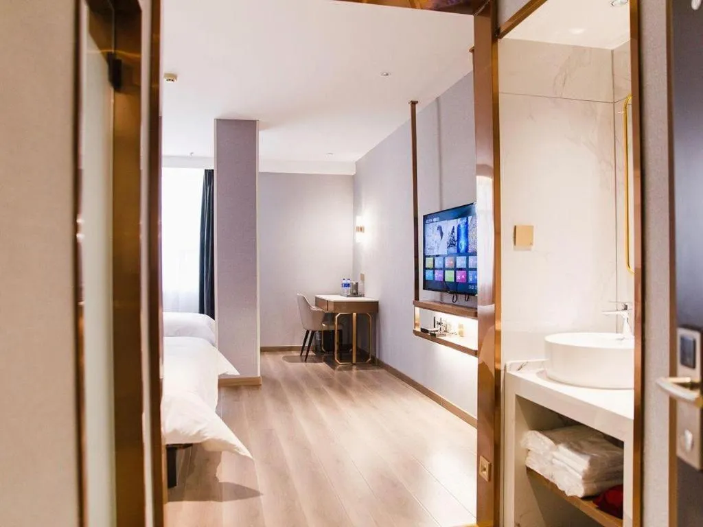 Bed in Jinjiang Inn Qianan Middle Yanshan Road Branch