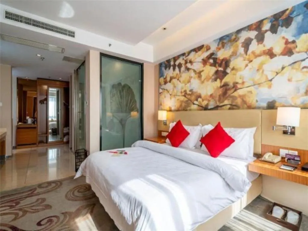Bed in Jinjiang Metropolo Hotel - Taizhou Wanda Plaza