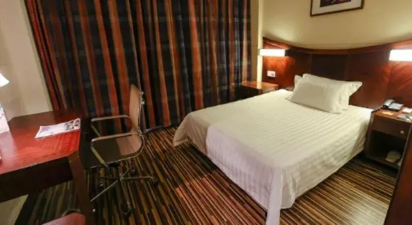 Bed in Jinjiang Inn Shanghai North Bund Yangpu Bridge Branch Bed in Jinjiang Inn Shanghai North Bund Yangpu Bridge Branch