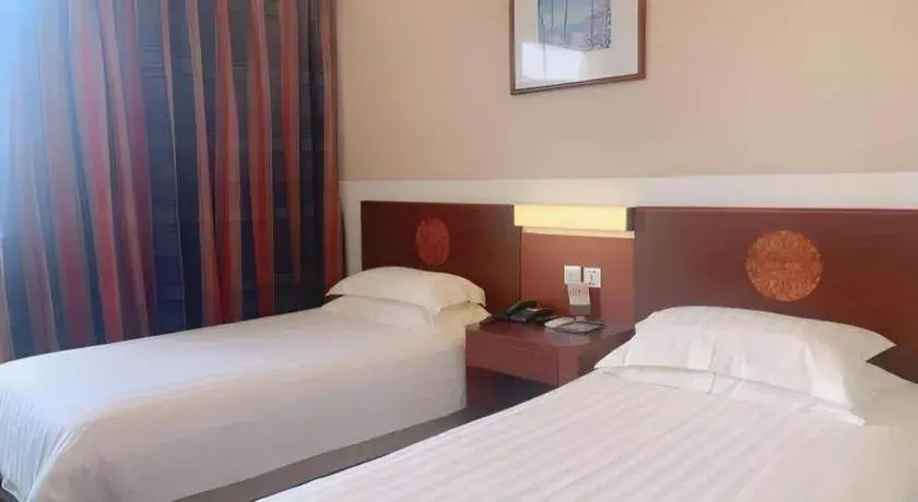 Bed in Jinjiang Inn Shanghai North Bund Yangpu Bridge Branch Bed in Jinjiang Inn Shanghai North Bund Yangpu Bridge Branch