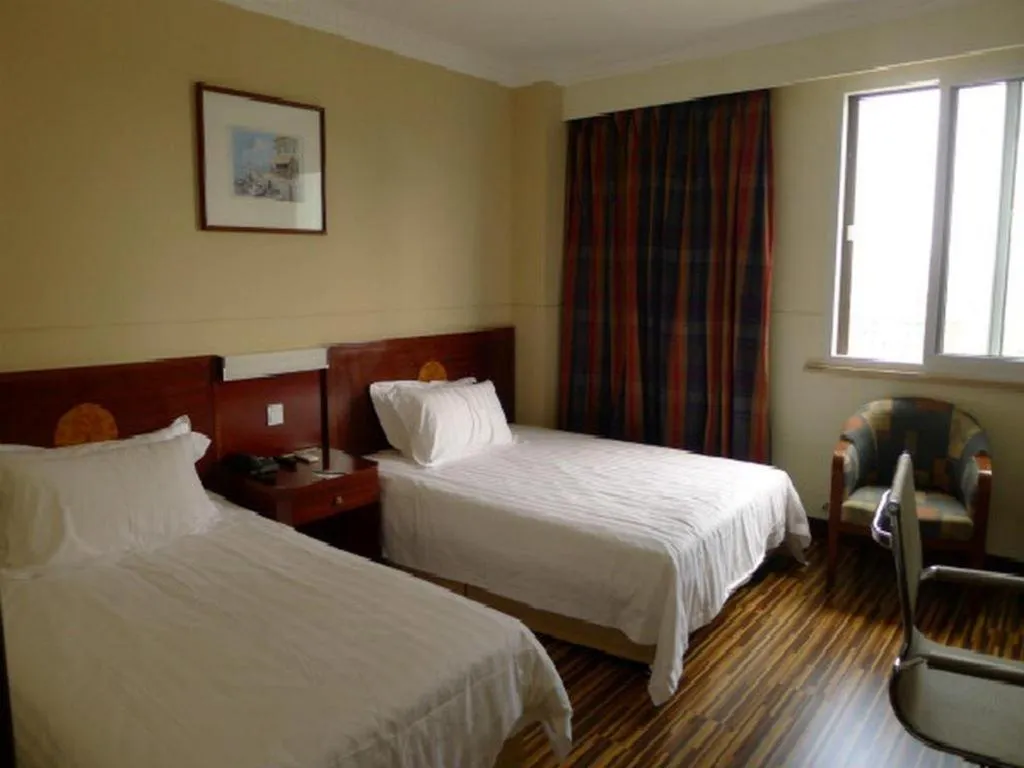 Bed in Jinjiang Inn Shanghai North Bund Yangpu Bridge Branch
