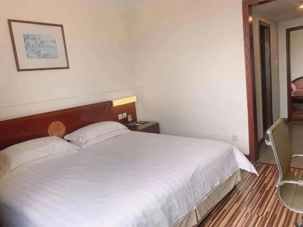 Bed in Jinjiang Inn Shanghai North Bund Yangpu Bridge Branch