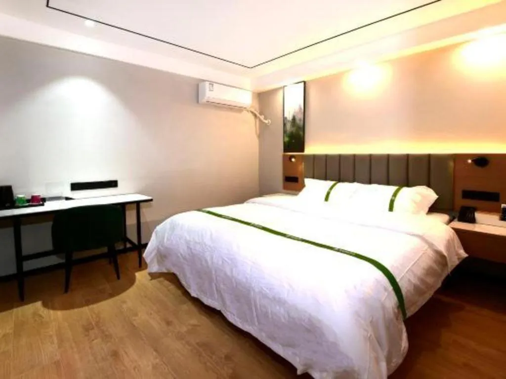 Bed in GreenTree Inn Jiangsu Xuzhou Western 3rd Ring Road Xiyuan Express Hotel