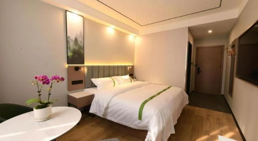 Bed in GreenTree Inn Jiangsu Xuzhou Western 3rd Ring Road Xiyuan Express Hotel