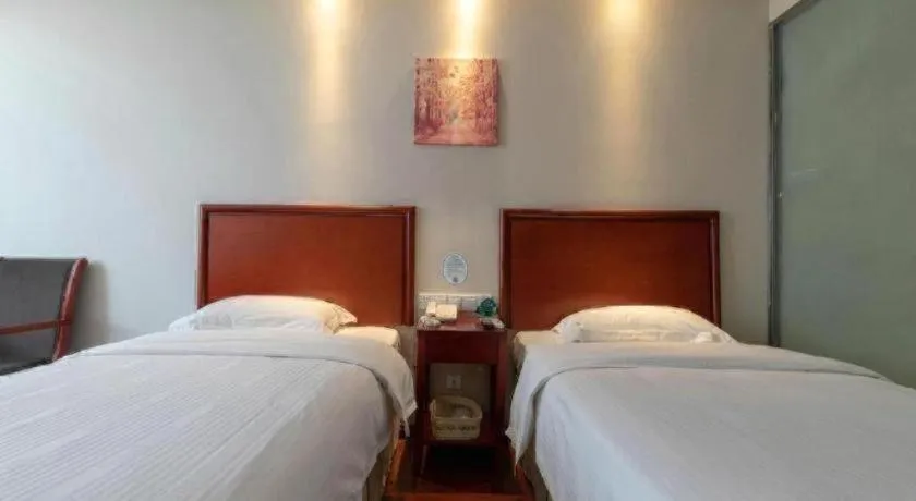 Bed in GreenTree Inn ShanDong Yantai Yantai University Business Hotel
