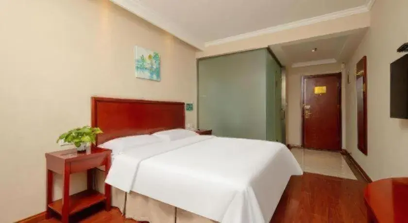Bed in GreenTree Inn ShanDong Yantai Yantai University Business Hotel Bed in GreenTree Inn ShanDong Yantai Yantai University Business Hotel