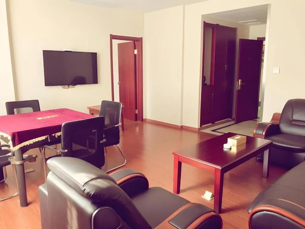 GreenTree Inn Jiangxi Shangrao Qianshan Ehu Avenue Express Hotel