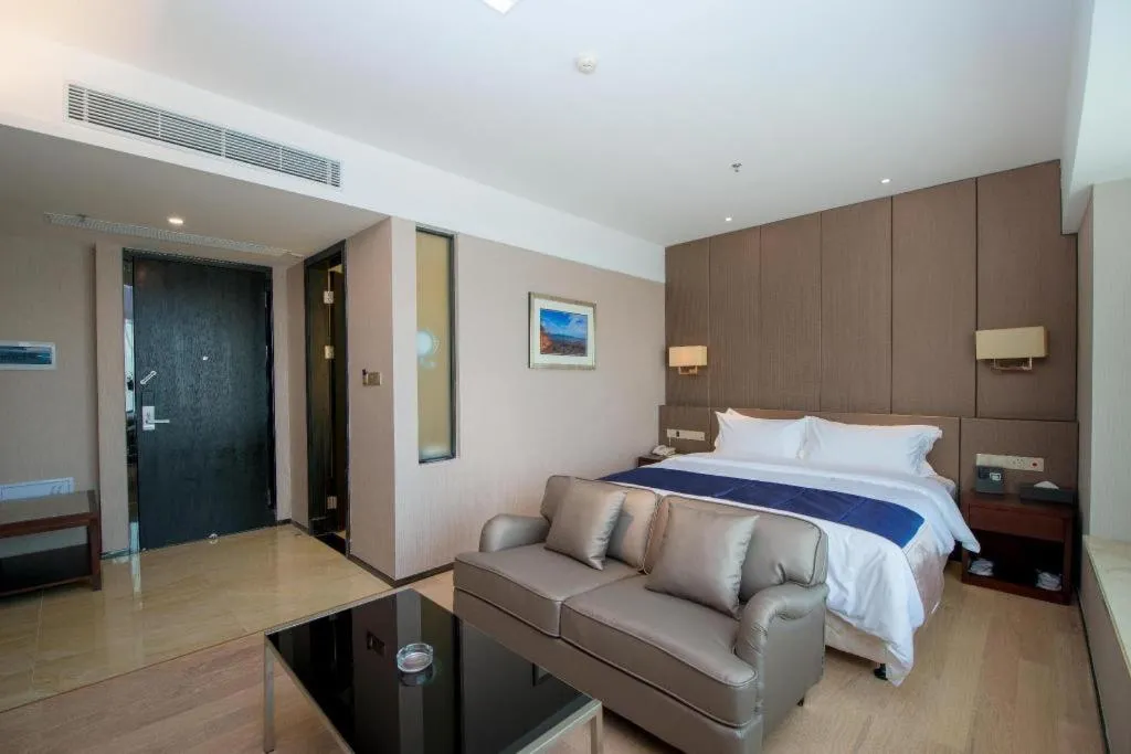 Bed in FOGER YACHT HOTEL