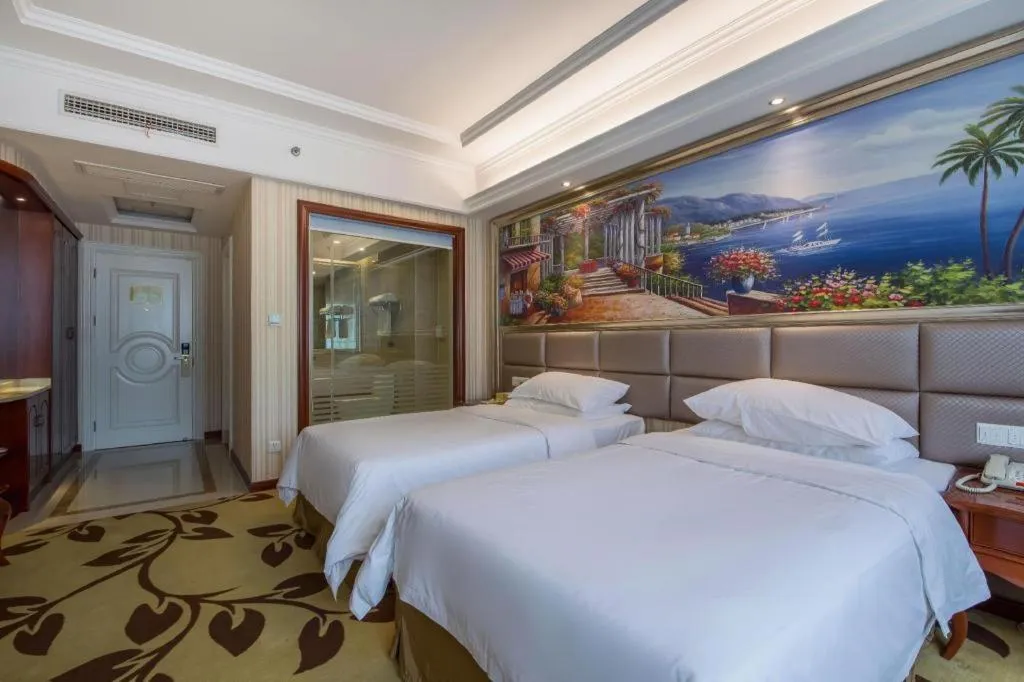 Bed in Vienna International Shanghai Nanxiang