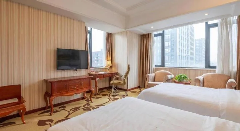 Bed in Vienna International Shanghai Nanxiang