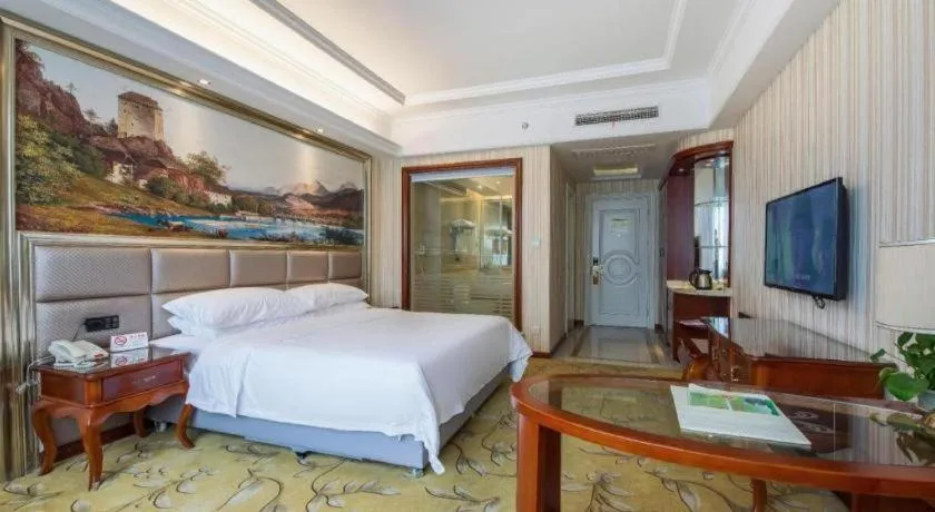 Bed in Vienna International Shanghai Nanxiang