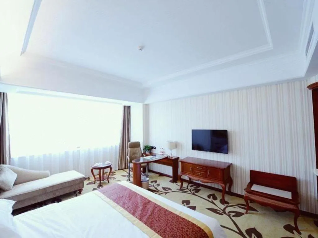 Bed in Vienna International Shanghai Nanxiang