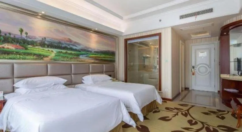 Bed in Vienna International Shanghai Nanxiang