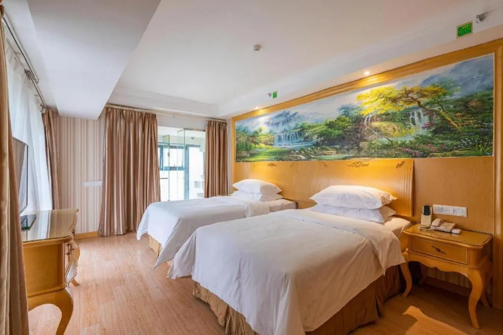 Bed in Vienna International Shanghai Nanxiang