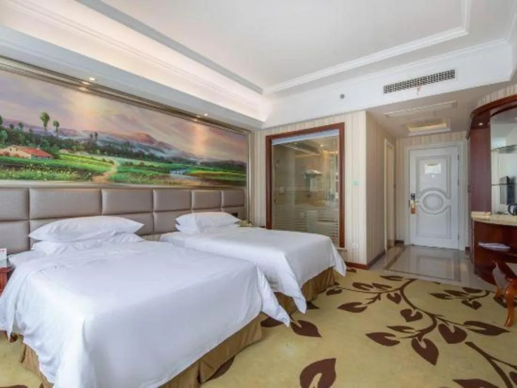 Bed in Vienna International Shanghai Nanxiang