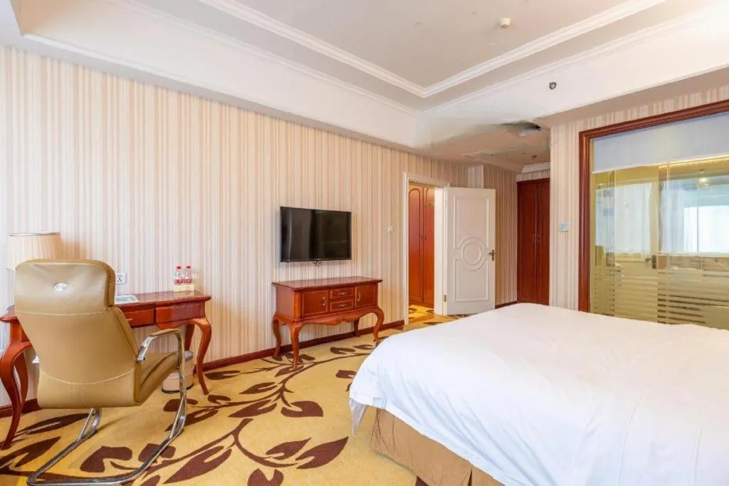 Bed in Vienna International Shanghai Nanxiang