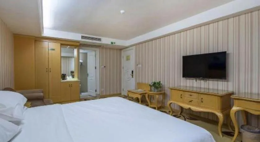 Bed in Vienna International Shanghai Nanxiang