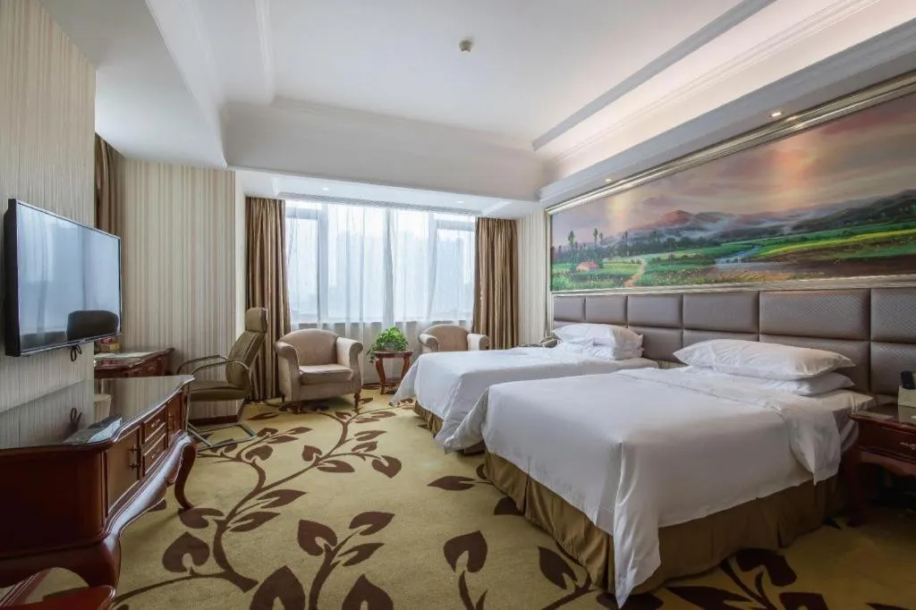 Bed in Vienna International Shanghai Nanxiang