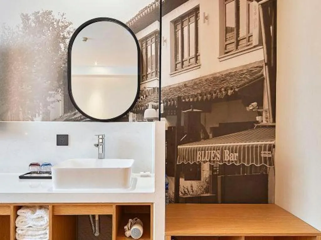 Insail Hotels Guangzhou Huangpu Dashadi Metro Station