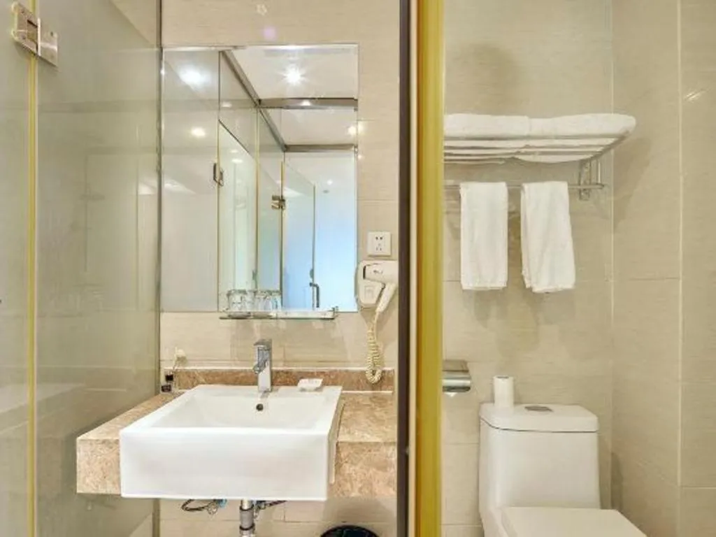 Insail Hotels Guangzhou Huangpu Dashadi Metro Station