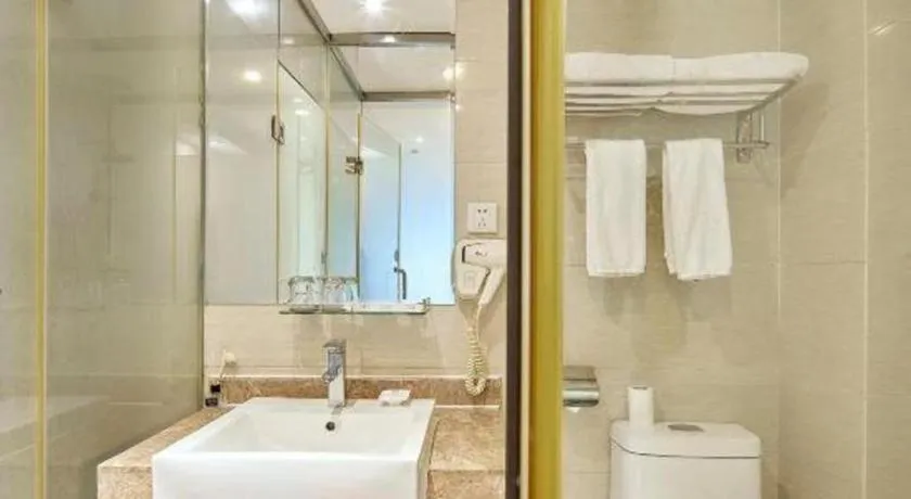 Insail Hotels Guangzhou Huangpu Dashadi Metro Station