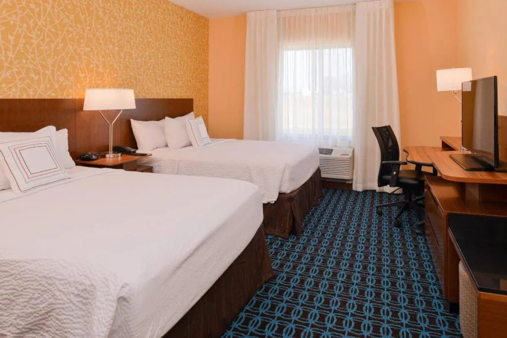 Bed in Fairfield by Marriott Inn & Suites Chillicothe