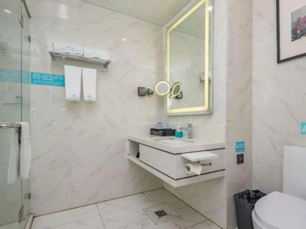 Qingdao Galaxy Holiday Hotel