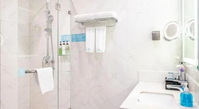 Qingdao Galaxy Holiday Hotel