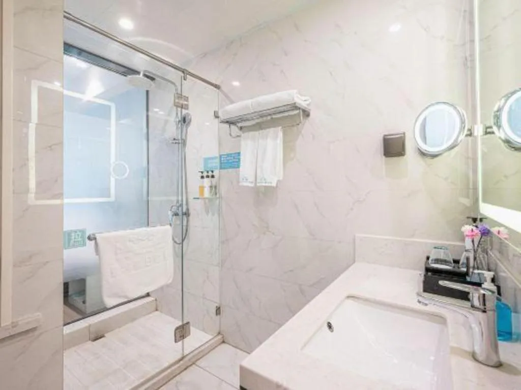 Qingdao Galaxy Holiday Hotel