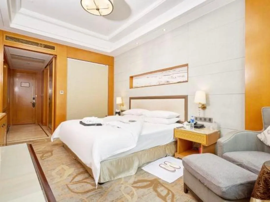 Bed in Mingdu Ziwei Garden Hotel