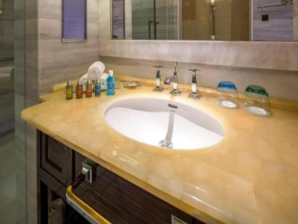 Grand Bay Hotel Beijing