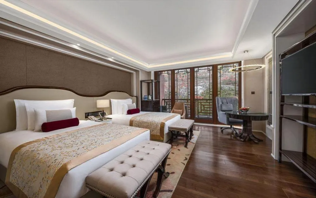 Bed in Grand Bay Hotel Beijing