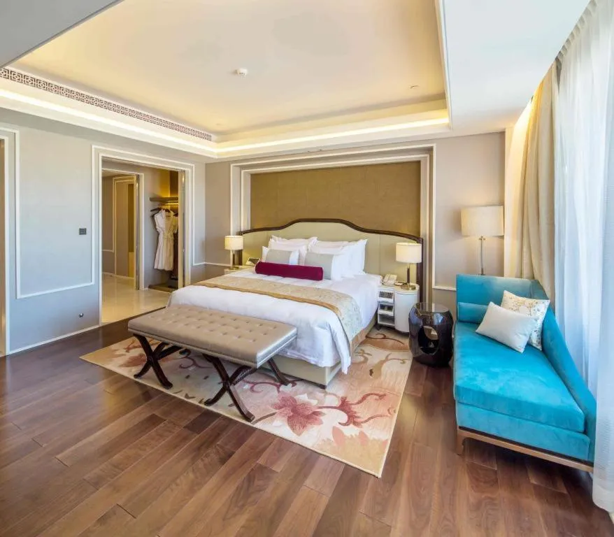 Bed in Grand Bay Hotel Beijing