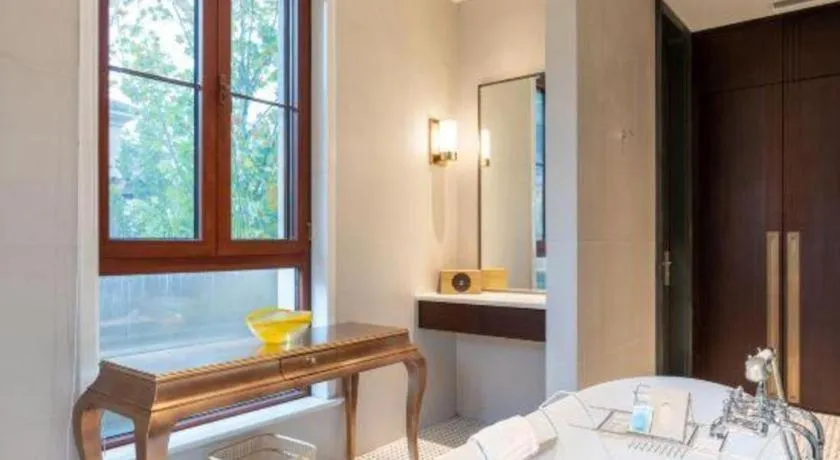 Grand Bay Hotel Beijing