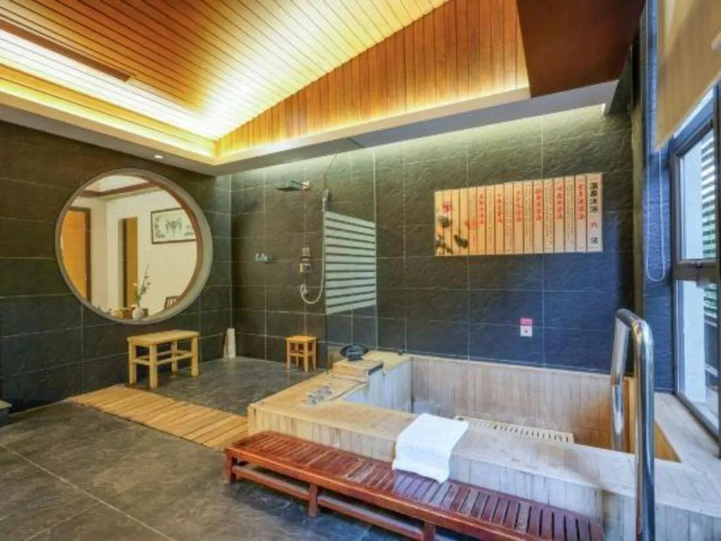 Suzhou Phoenix Hotspring Resort