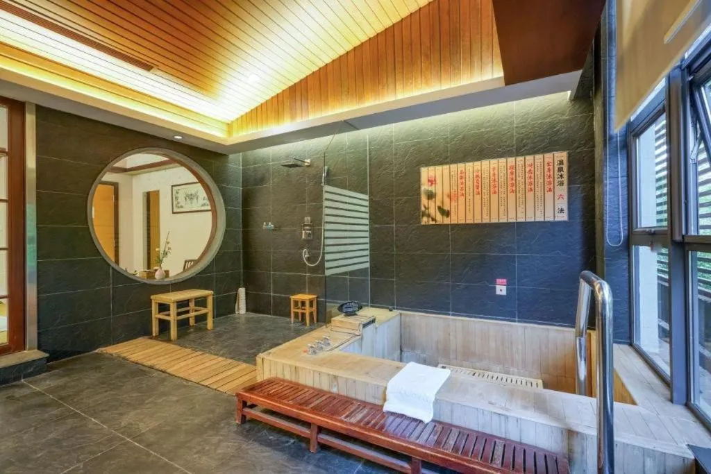 Suzhou Phoenix Hotspring Resort