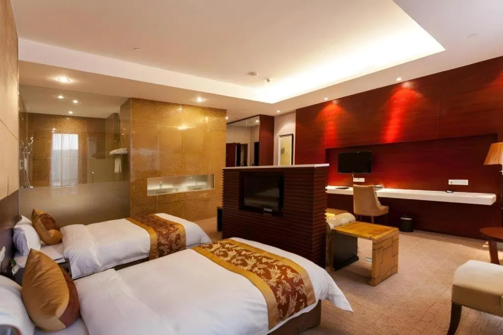 Bed in Suzhou Phoenix Hotspring Resort