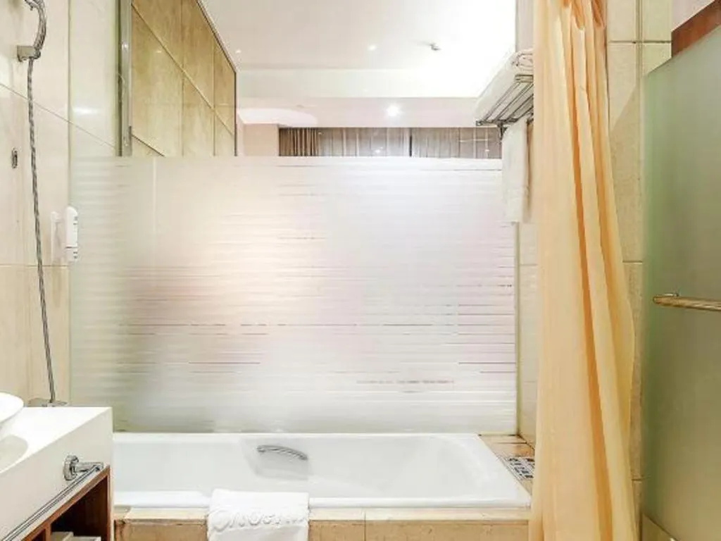 Suzhou Phoenix Hotspring Resort