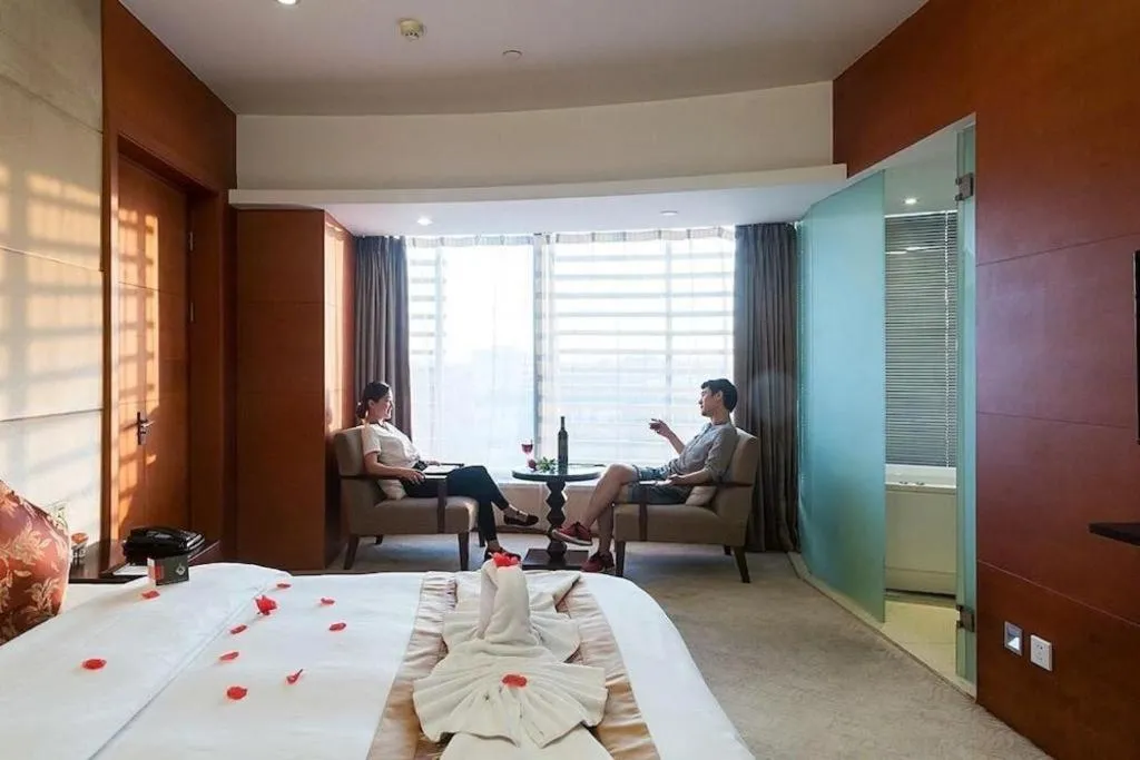 Bed in Suzhou Phoenix Hotspring Resort