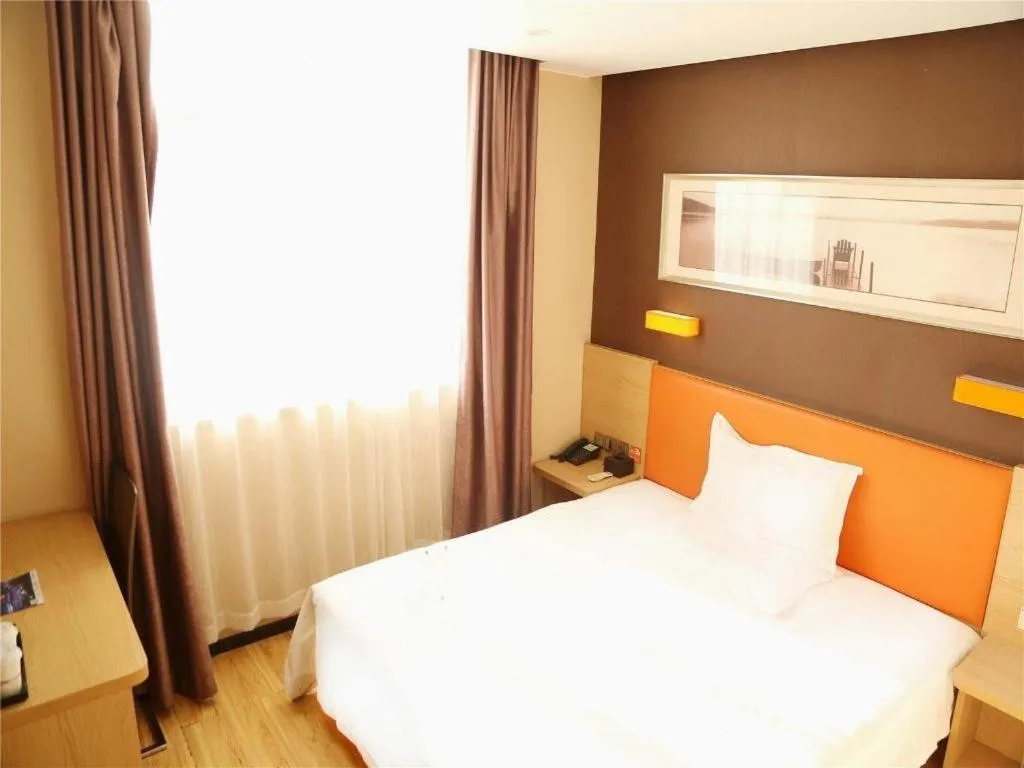 Bed in IU Hotel Tianjin Youyi Road Meijiang Exhibition Meiniu Metro Station