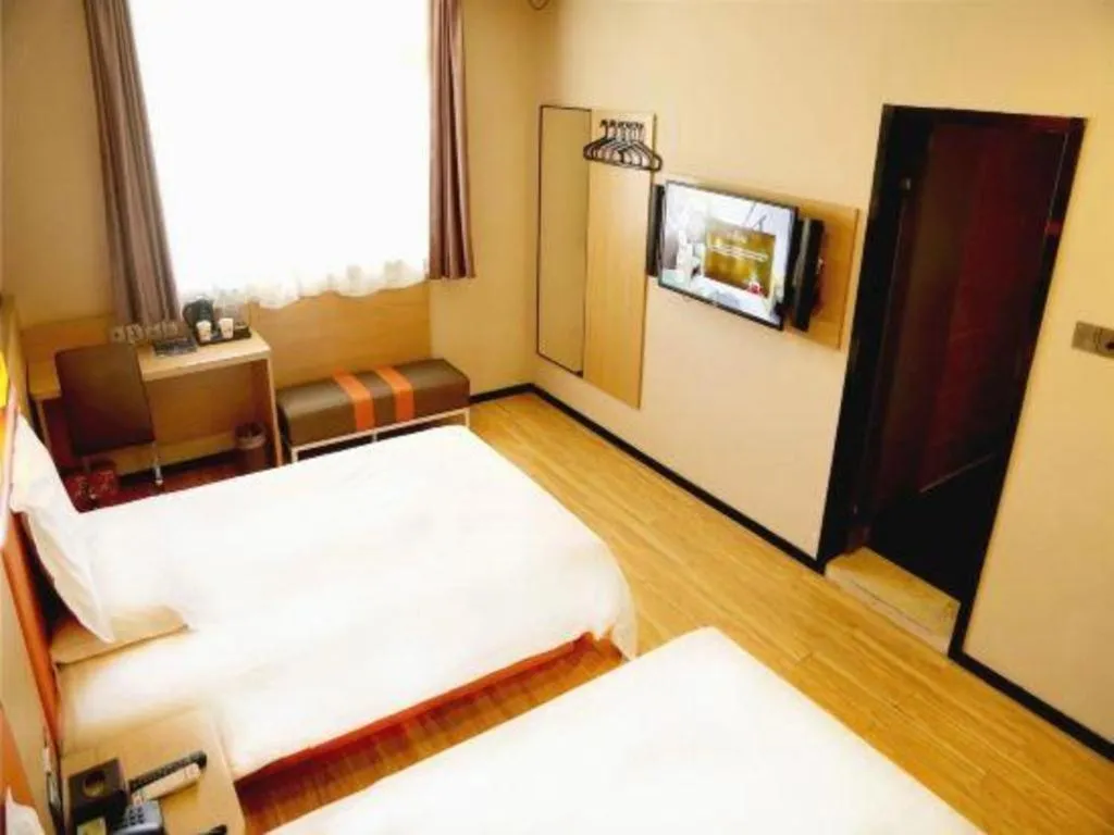 Bed in IU Hotel Tianjin Youyi Road Meijiang Exhibition Meiniu Metro Station