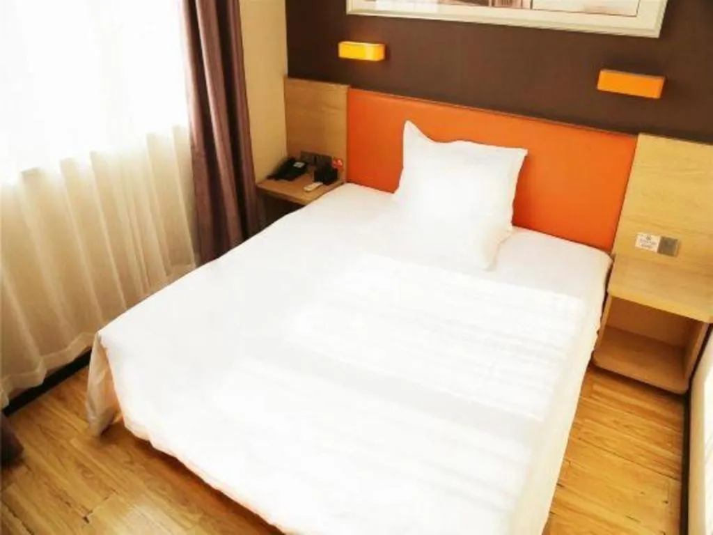 Bed in IU Hotel Tianjin Youyi Road Meijiang Exhibition Meiniu Metro Station