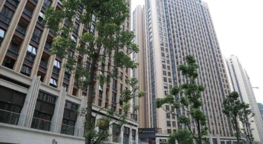 IU Hotel Chengdu High-Tech Zone Longhu Times Street
