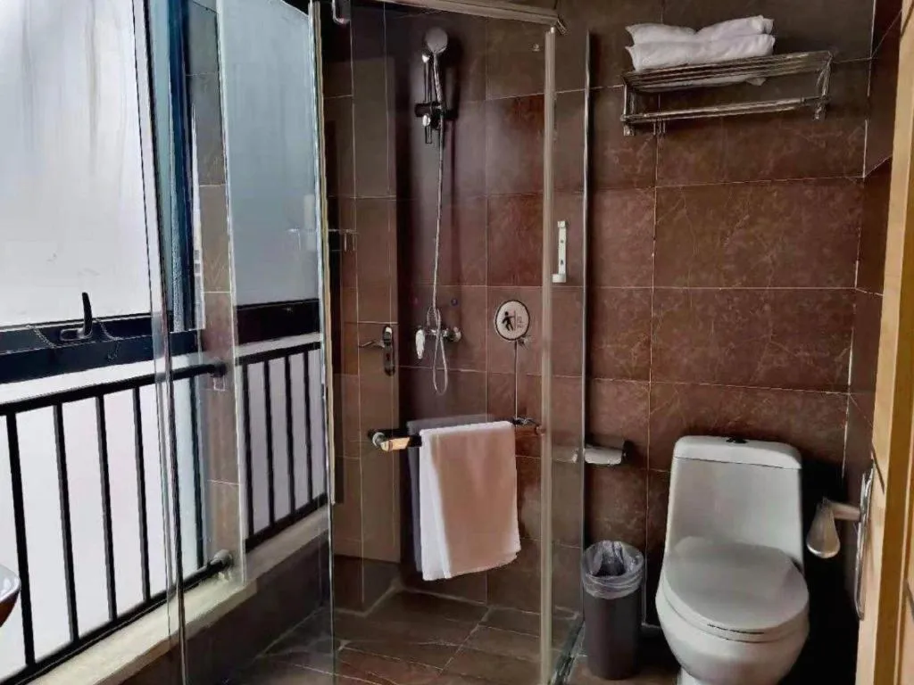 IU Hotel Chengdu High-Tech Zone Longhu Times Street