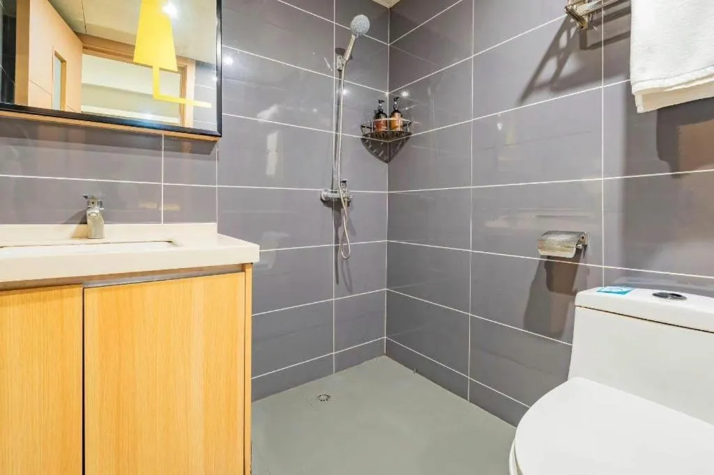 IU Hotel Chengdu High-Tech Zone Longhu Times Street