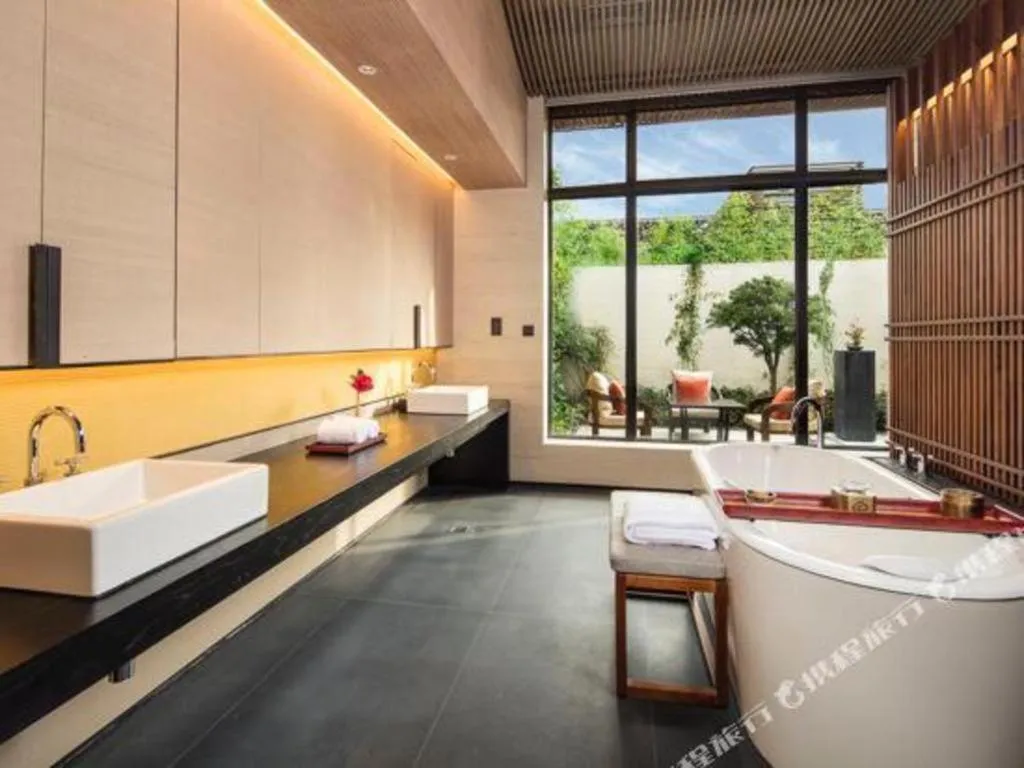 AHN LUH Zhu Jia Jiao