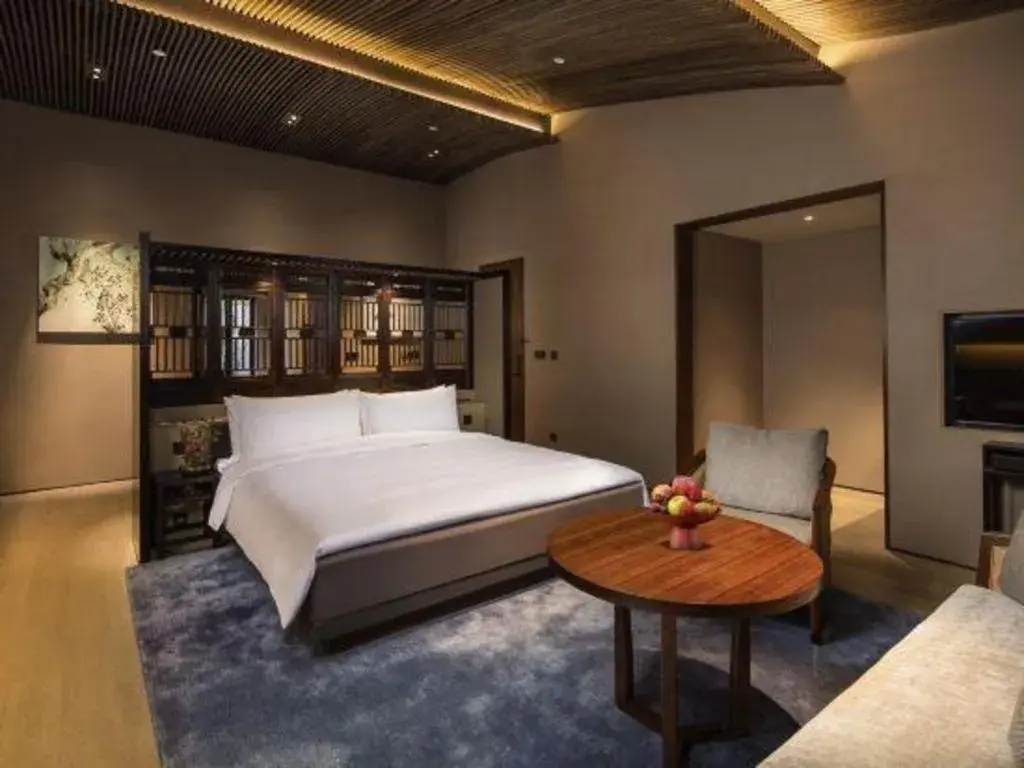 Bed in AHN LUH Zhu Jia Jiao Bed in AHN LUH Zhu Jia Jiao